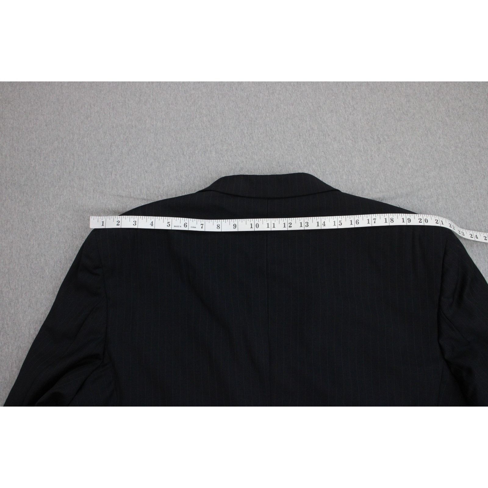 Jos. A. Bank Jos A Bank Blazer Men Size 46R Navy Blue Pinstriped 2 Button Size 46R - 10 Thumbnail