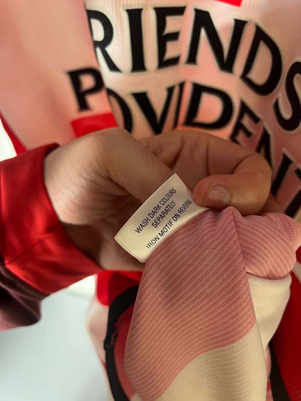 Vintage VERY RARE FC SOUTHAMPTON ENGLAND RETRO SOCCER JERSEY Y2K 90s Size US S / EU 44-46 / 1 - 11 Thumbnail