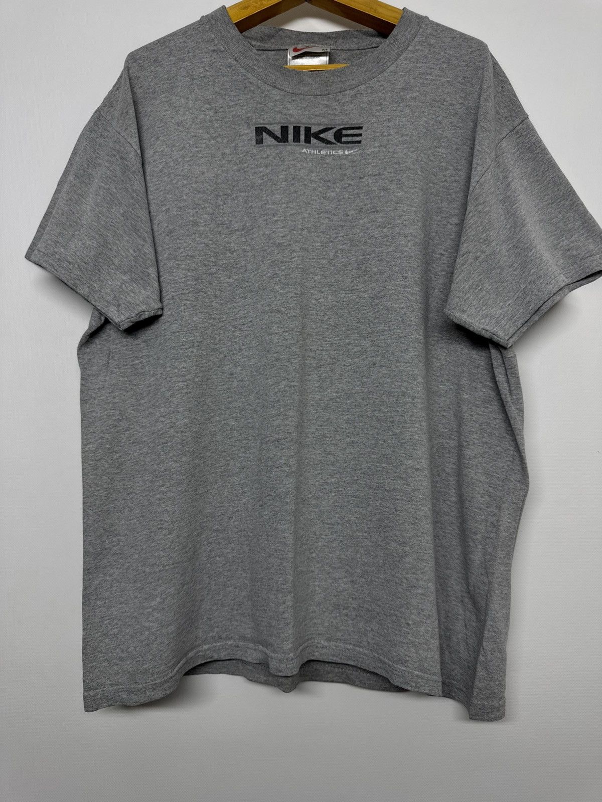 Nike Vintage Y2k Nike Logo Swoosh T-shirt Size M / US 6-8 / IT 42-44 - 7 Thumbnail