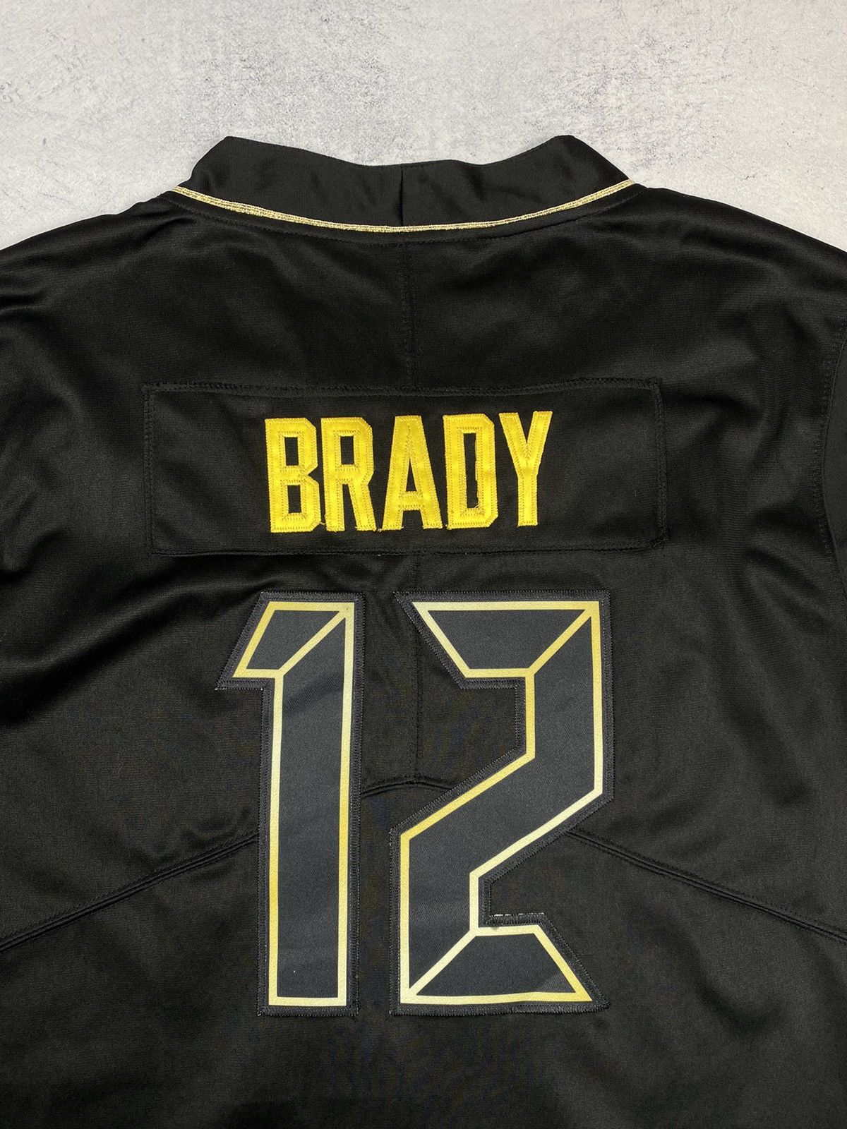 Nike Nike On Field Tom Brady #12 Jersey size s Size US S / EU 44-46 / 1 - 11 Thumbnail
