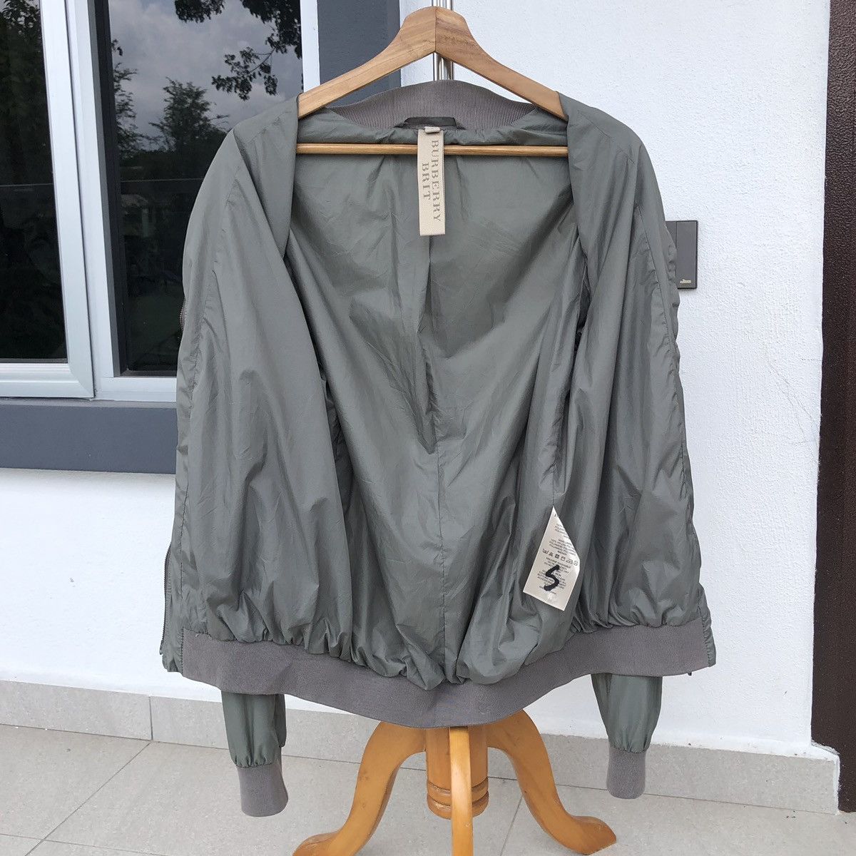 Burberry Burberry Brit Stonewashed Grey Zip Front Bomber Jacket Size US S / EU 44-46 / 1 - 13 Thumbnail