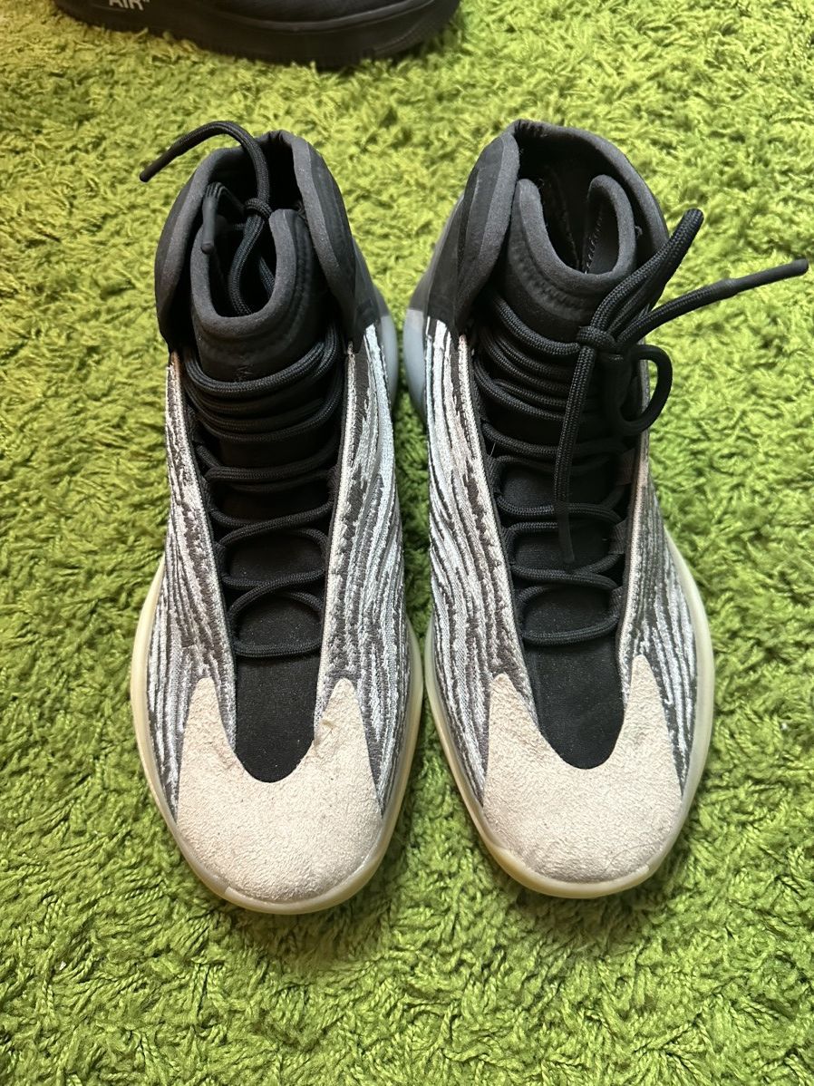 Adidas Yeezy QNTM Size US 13 / EU 46 - 4 Thumbnail