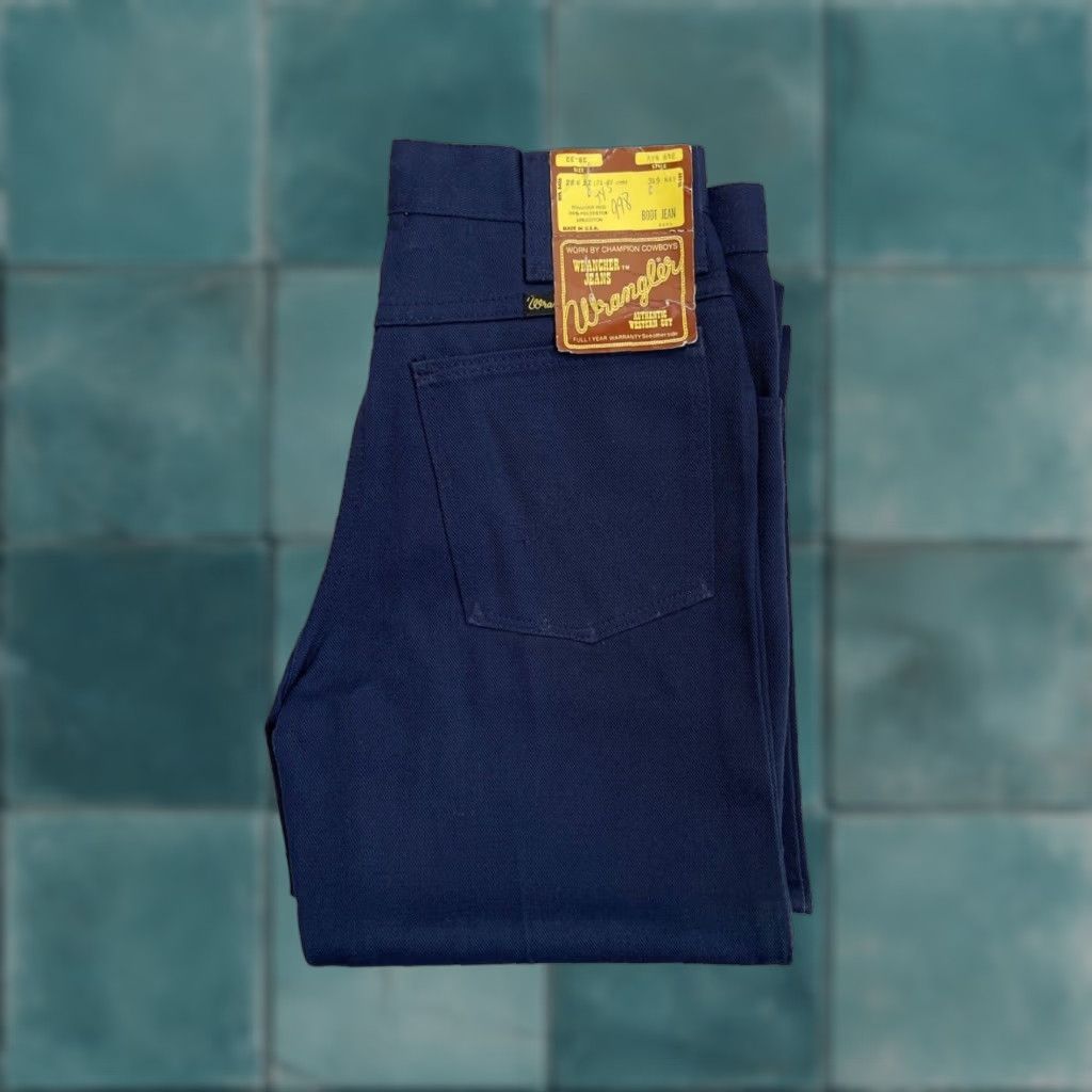 Wrangler VINTAGE Wrangler Jeans Bootcut 28x32 Navy Deadstock NWT USA 80s Mens Jeans Size US 28 / EU 44 - 1 Thumbnail