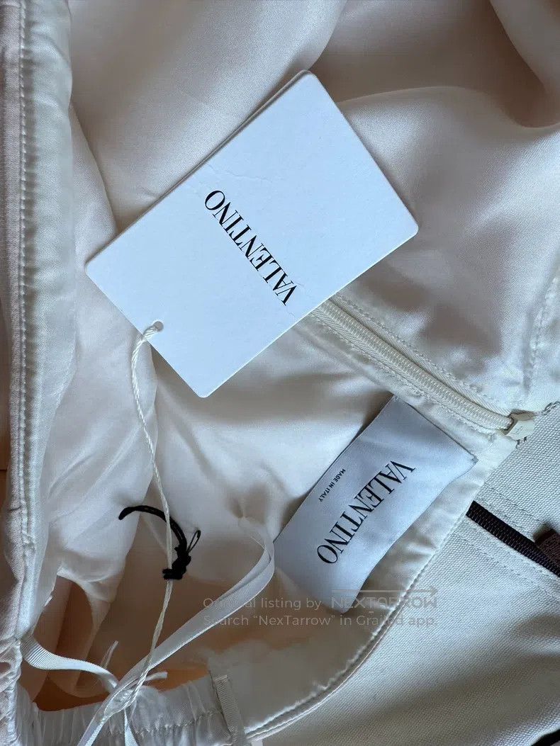 Valentino Valentino A one-line collar mermaid skirt Size M / US 6-8 / IT 42-44 - 8 Thumbnail