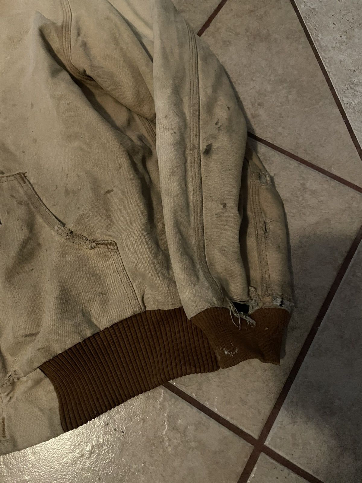Carhartt Vintage carhartt work jacket distressed size L Size US L / EU 52-54 / 3 - 4 Thumbnail