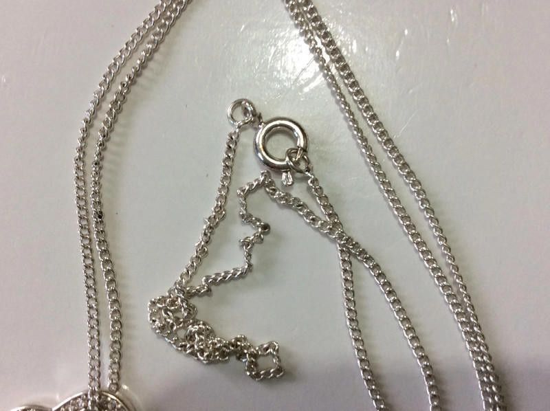 Designer Love heart ladies Silver Daimond Necklace Size ONE SIZE - 7 Thumbnail