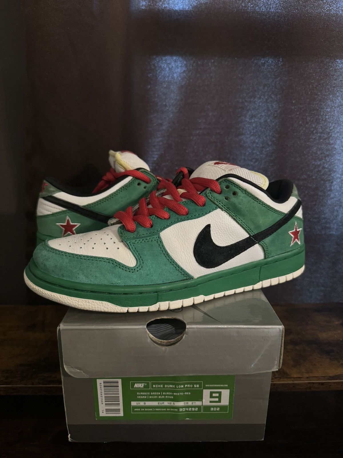 image of Nike Sb Heineken Shoes in Green, Men's (Size 9)