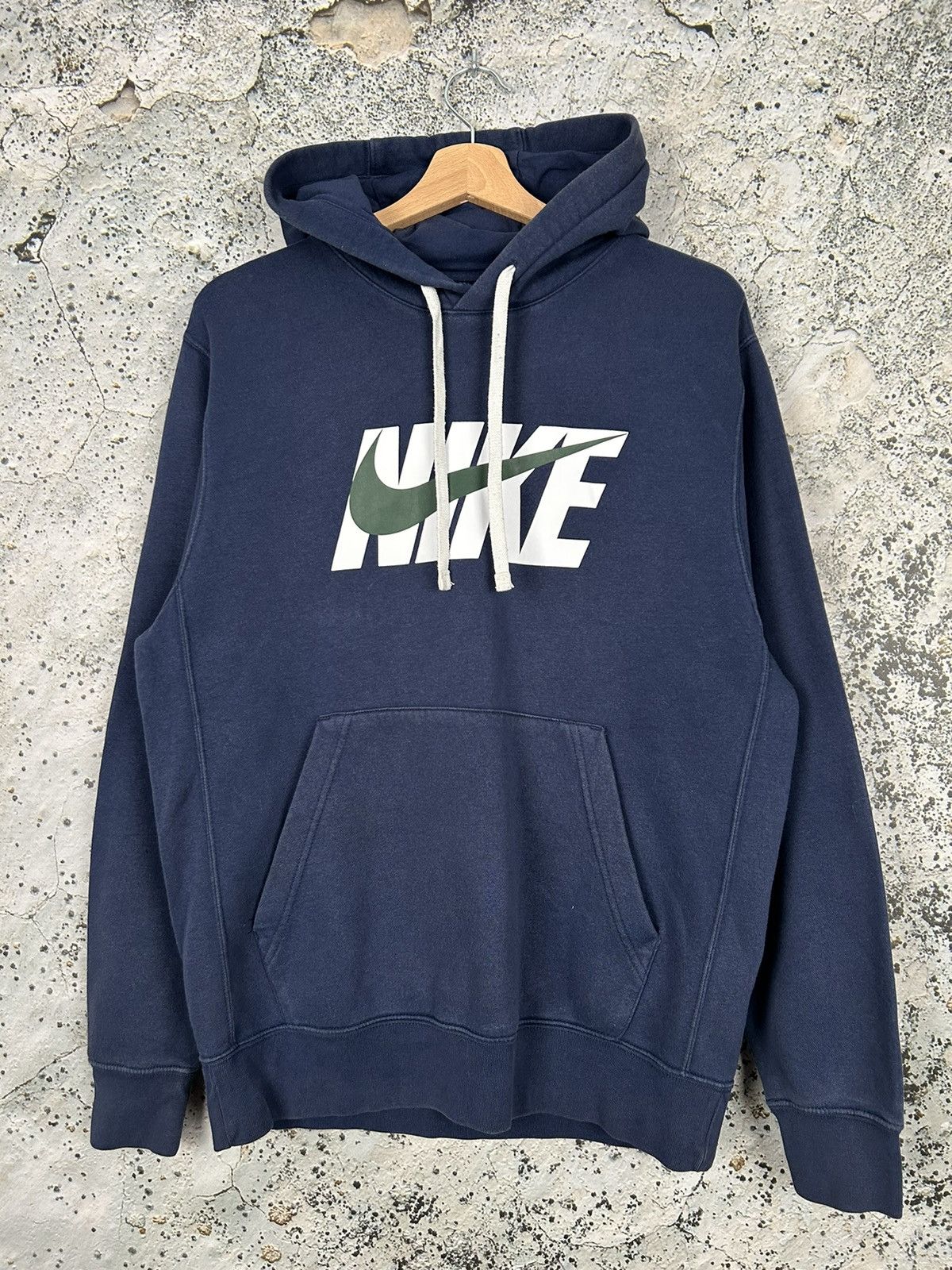 Nike Vintage Nike Big Logo Swoosh Hoodie Streetwear Gorpcore Size US S / EU 44-46 / 1 - 1 Thumbnail