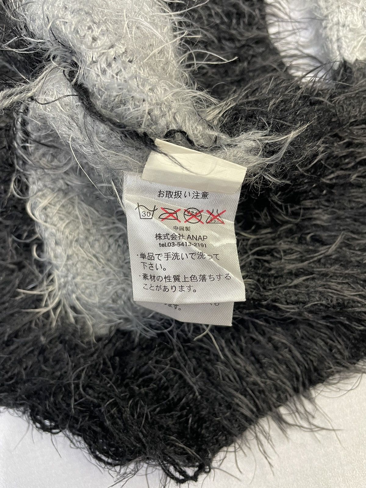 Japanese Brand 2000s Anap Grunge Distressed Fuzzy Sweater Size US M / EU 48-50 / 2 - 11 Thumbnail