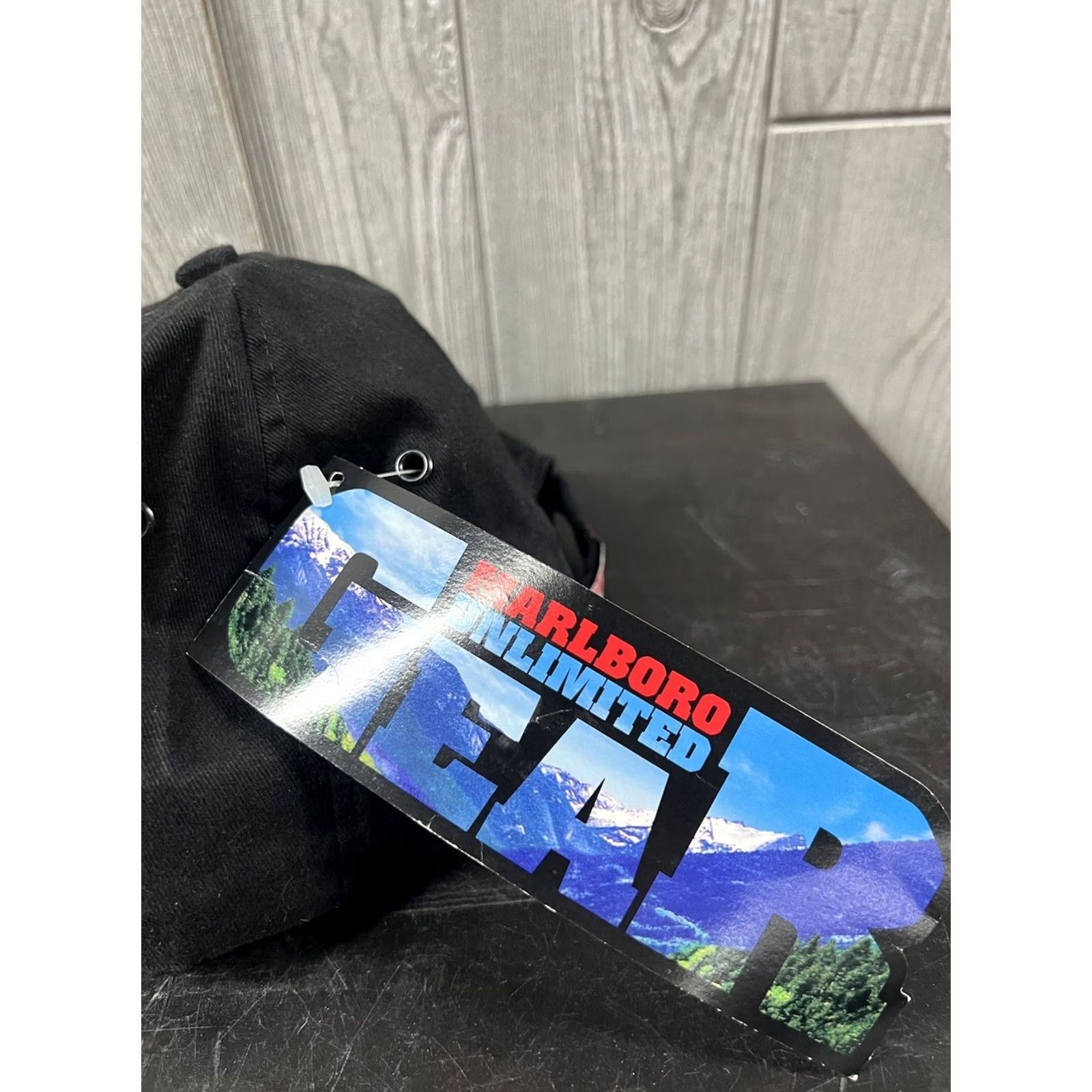 Marlboro VINTAGE Marlboro Unlimited Gear Hat/Cap Black/Red Train Strapback 1995 NWT Mens Baseball Cap Adjustable Lightweight Breathable 90s Classic Cap Size ONE SIZE - 7 Thumbnail