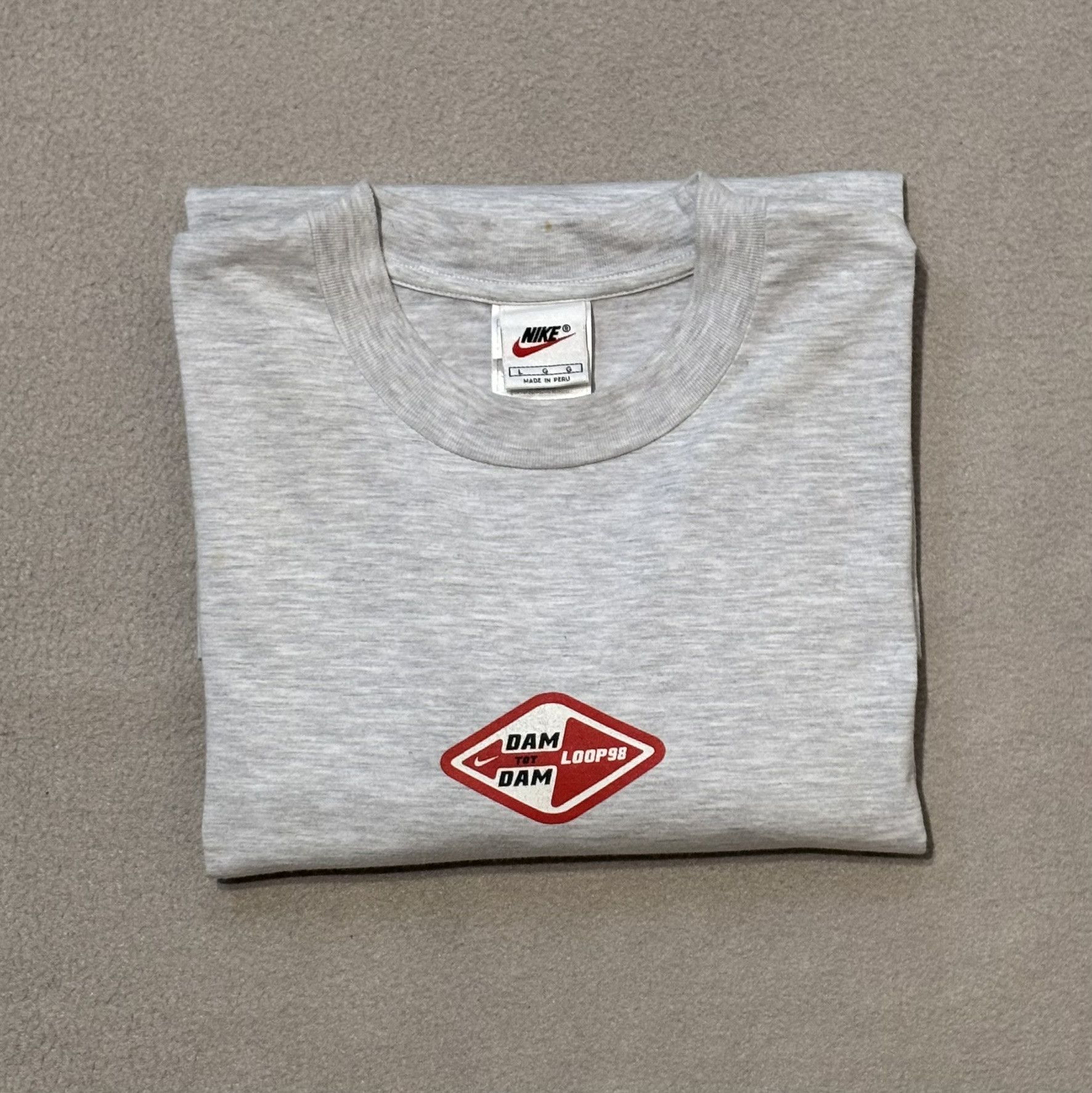 Nike Nike Vintage 90s Dam Tot Dam Loop T-shirt 98' Size. L Size US XL / EU 56 / 4 - 20 Thumbnail