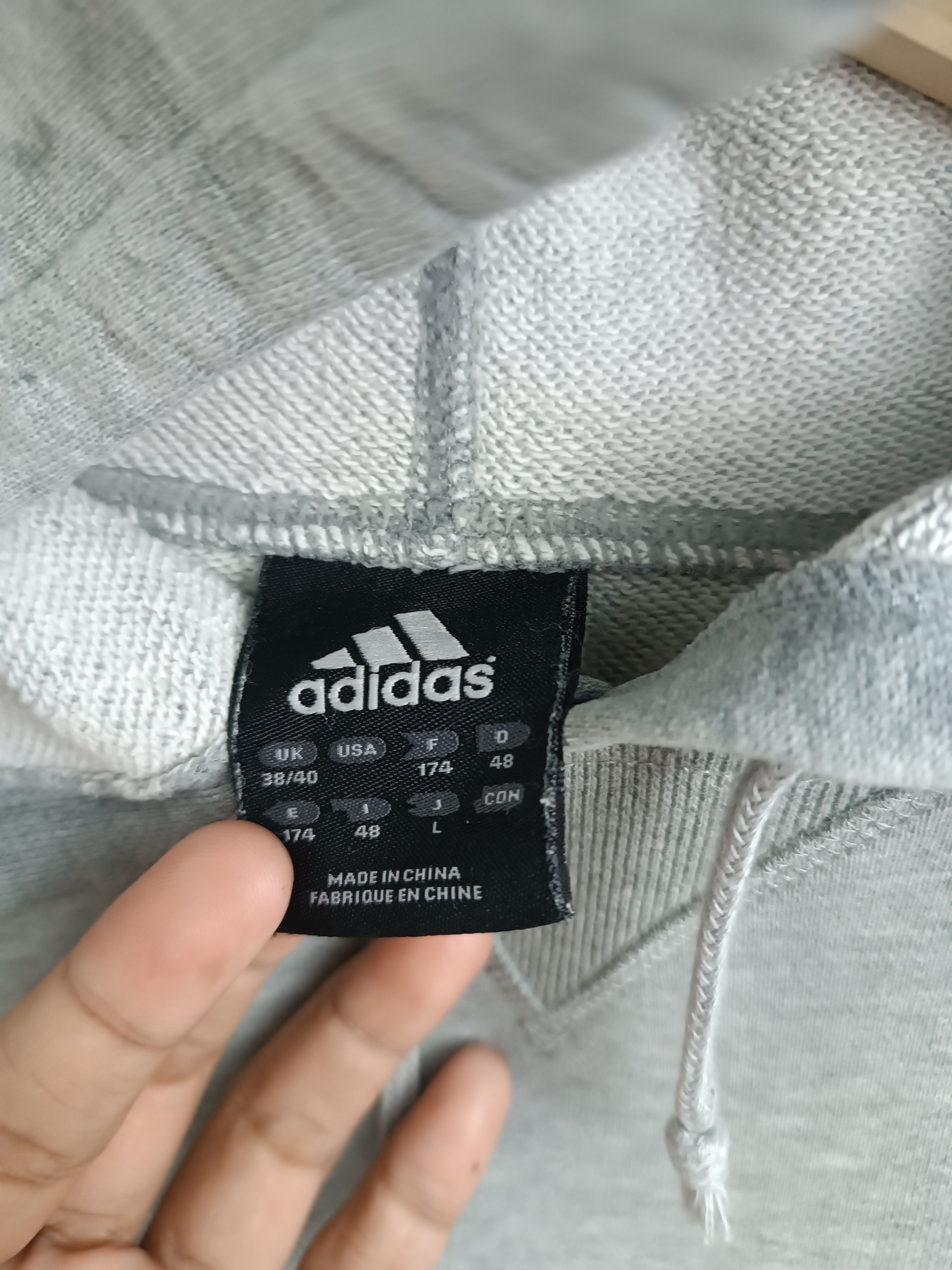 Adidas VINTAGE Y2K ADIDAS SWEATSHIRT HOODIE FADED GRUNGE GORPCORE Size US L / EU 52-54 / 3 - 6 Thumbnail