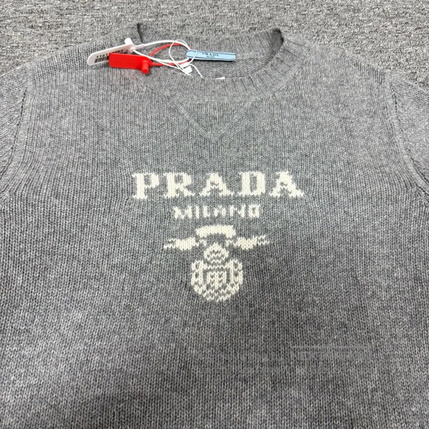 Prada Prada Wool badge jacquard round-neck sweater| Size US XXS / EU 40 - 4 Thumbnail