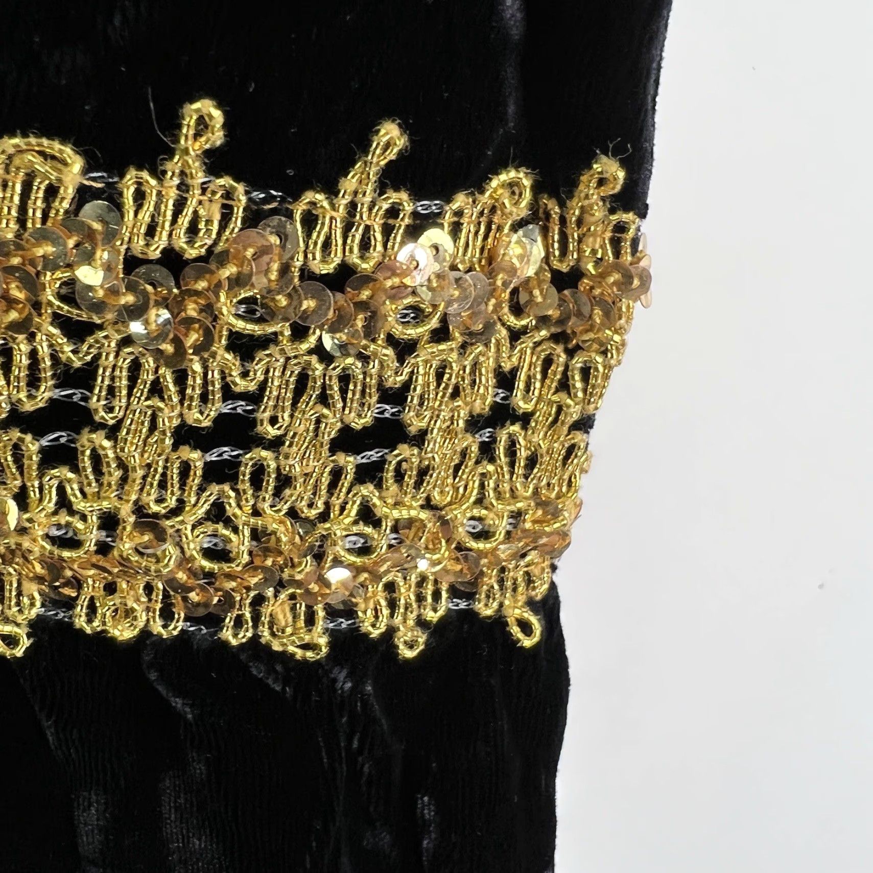 Velvet VINTAGE Groovy Black 70's SZ 9 Jumpsuit Thick Polyester Velvet Metallic Black Gold Surporo Clubwear Jumper Adult Regular Black 1970s Disco Mens Size 24" / US 00 / IT 34 - 5 Thumbnail