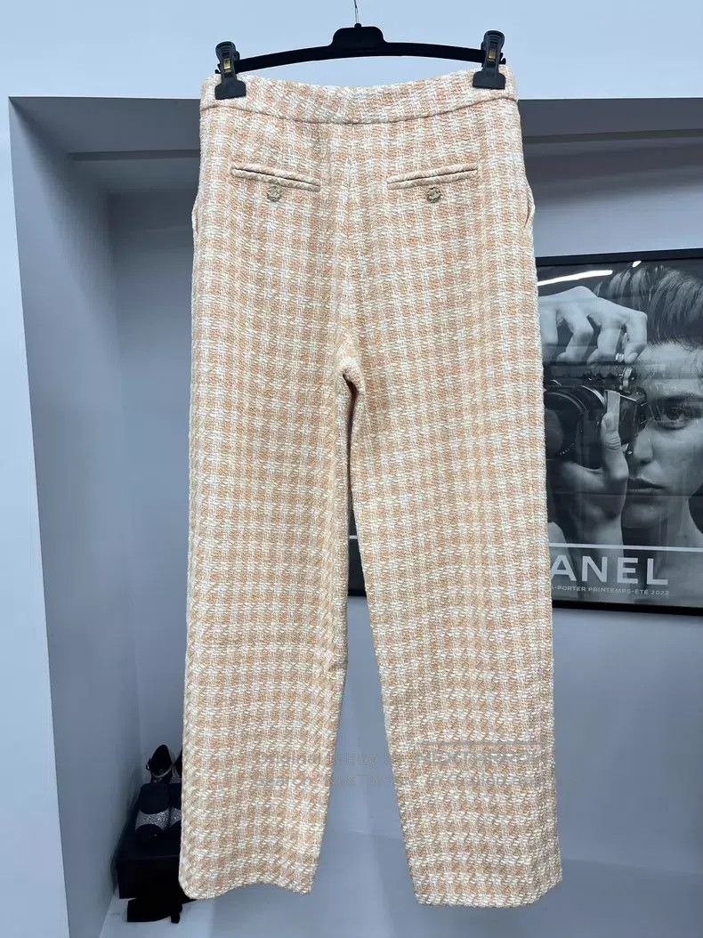 Chanel Chanel 23S spring and summer orange plaid tweed trousers Size 26" / US 2 / IT 38 - 3 Thumbnail