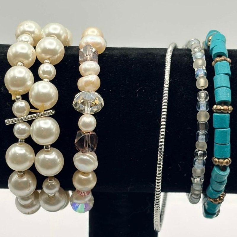 Other Blue & Cream Pearl Bracelet Bundle Size ONE SIZE - 1 Thumbnail