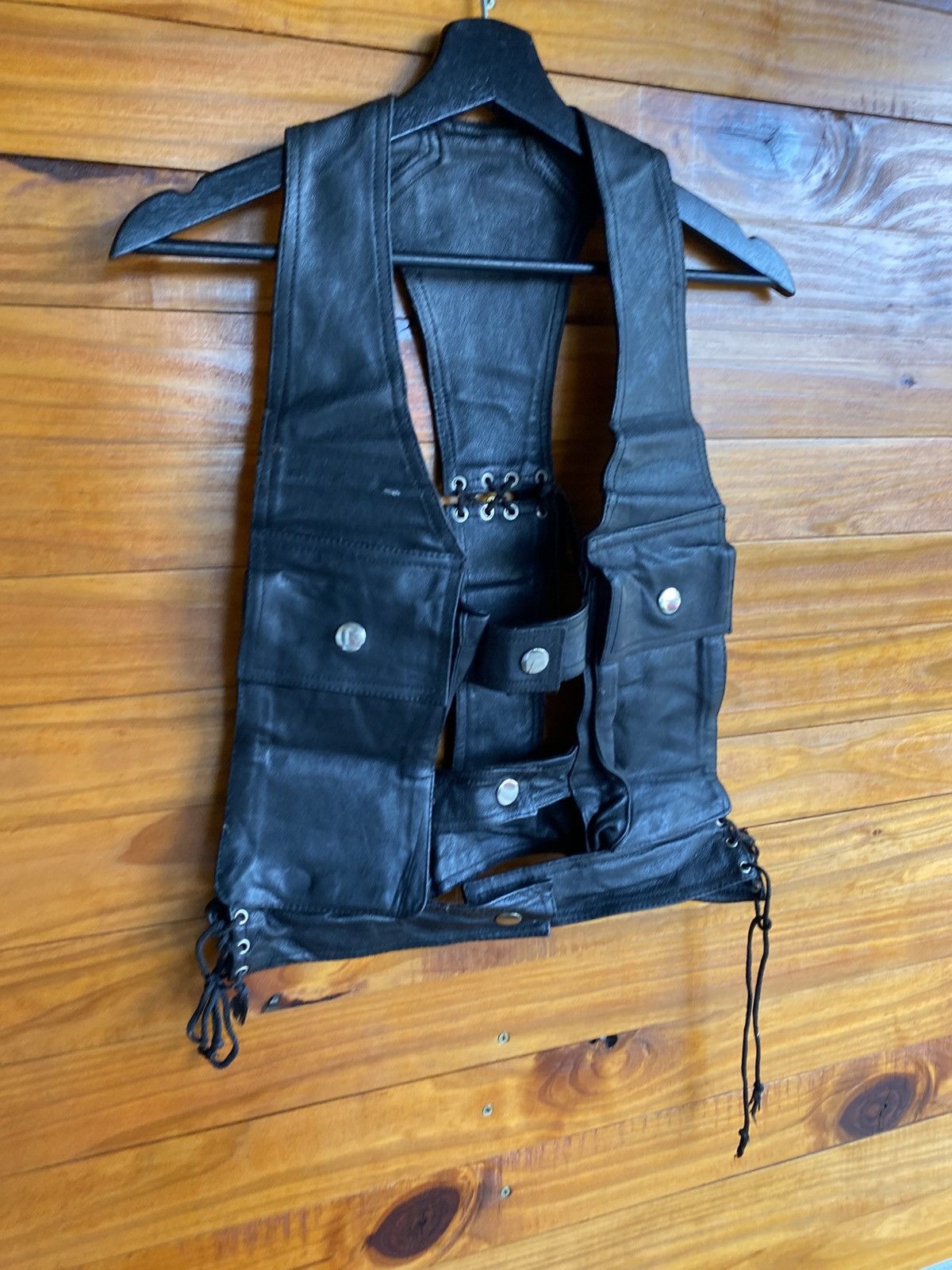 Genuine Leather Black Leather Utility Vest Bike Style Adjustable Strap Vest Size US S / EU 44-46 / 1 - 5 Thumbnail