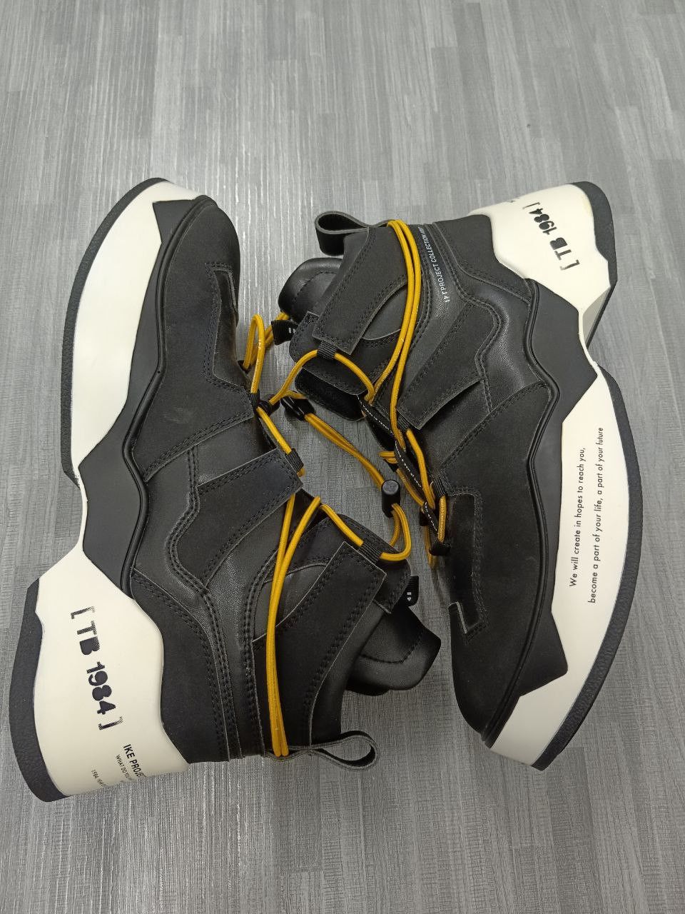 Designer IKE PROJECT COLLECTION #007 Size US 8.5 / EU 41-42 - 3 Thumbnail