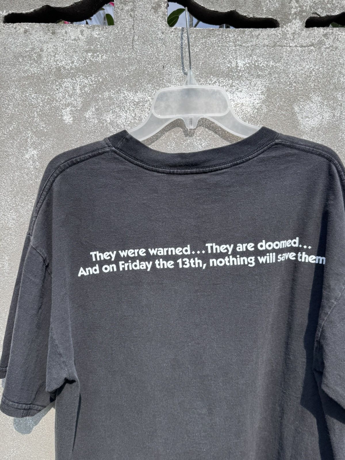 Vintage Vintage Friday the 13th Jason Voorhees rare 2000 tee Size US L / EU 52-54 / 3 - 6 Thumbnail