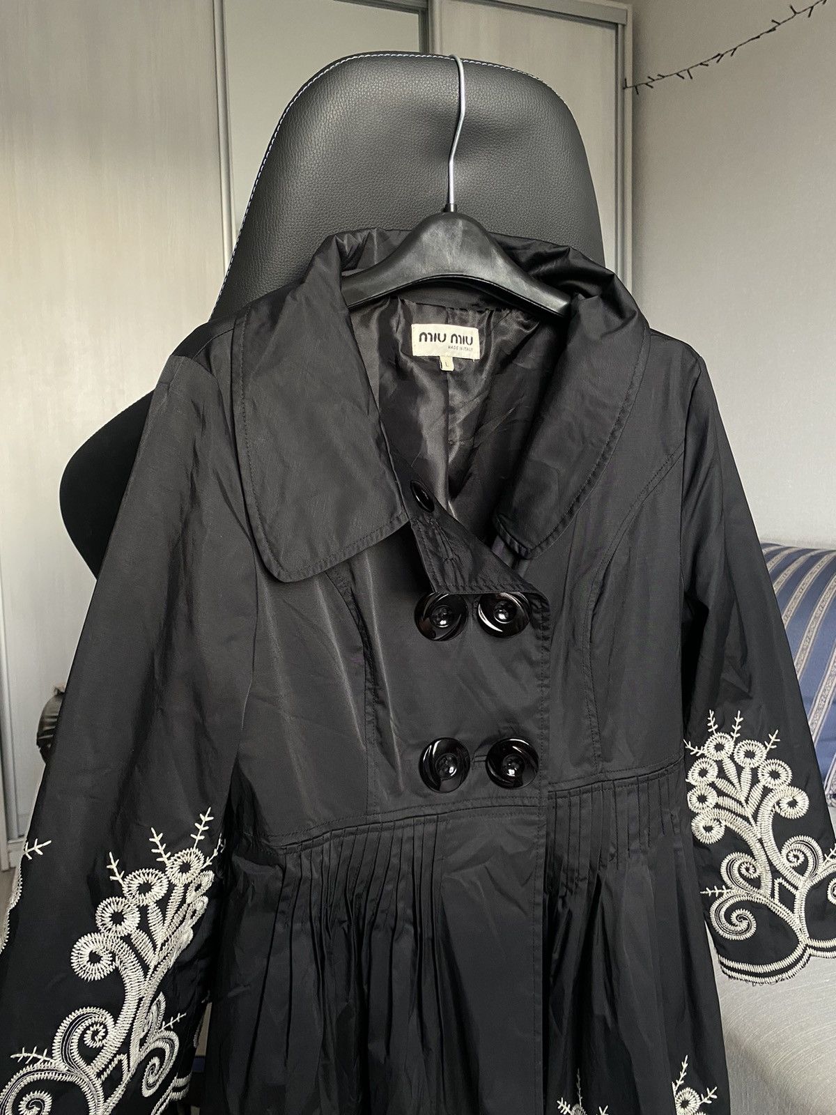Miu Miu × Vintage Miu miu vintage 2000s trench coat jacket embroidered print Size L / US 10 / IT 46 - 3 Thumbnail