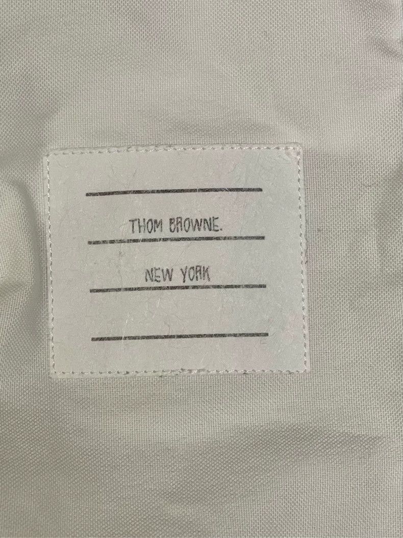 Thom Browne Thom browne White four-bar red and black sleeve-labeled shi Size XS / US 0-2 / IT 36-38 - 7 Thumbnail