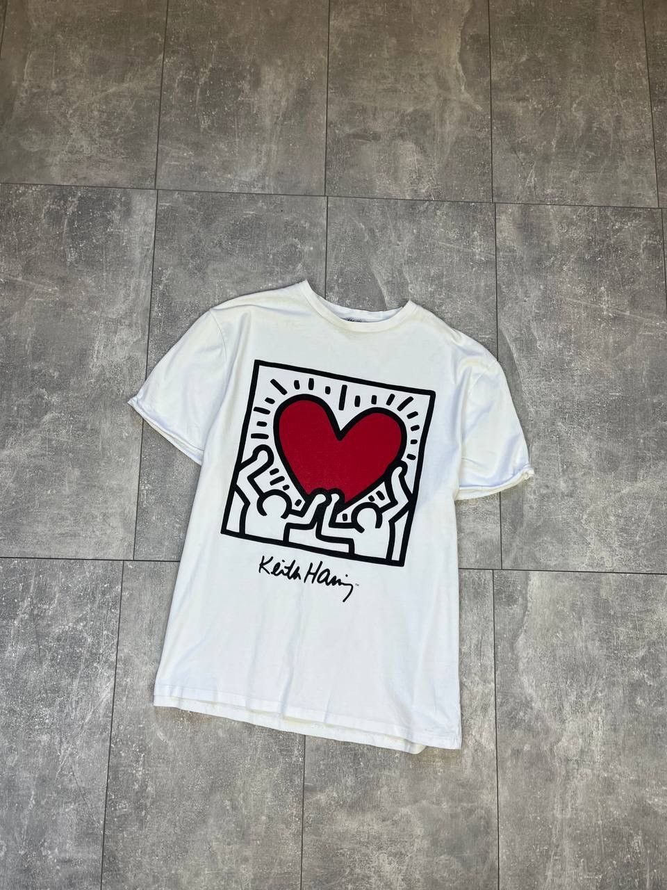 Keith Haring × Vintage Keith Haring white Heart tee Size US M / EU 48-50 / 2 - 2 Thumbnail