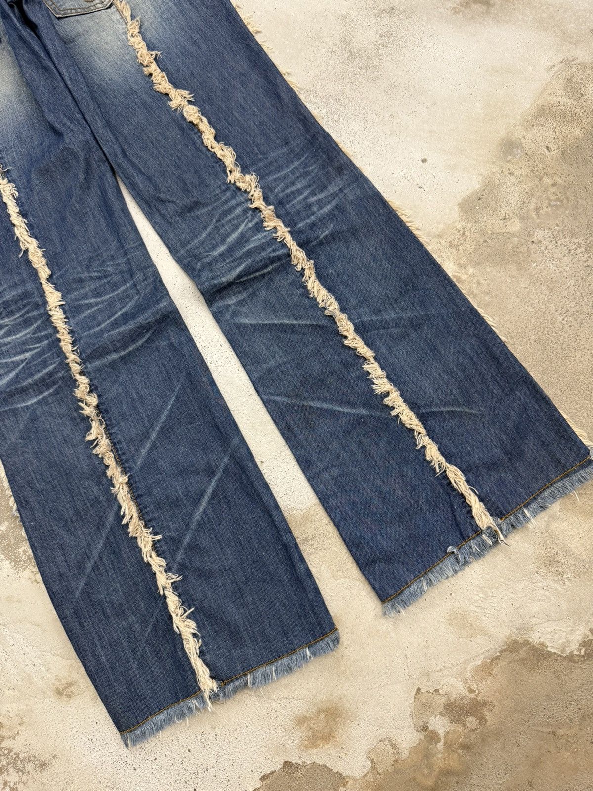 Japanese Brand d.i.a. jeans LGB Style Flare Unisex Denim Pants Size US 28 / EU 44 - 11 Thumbnail