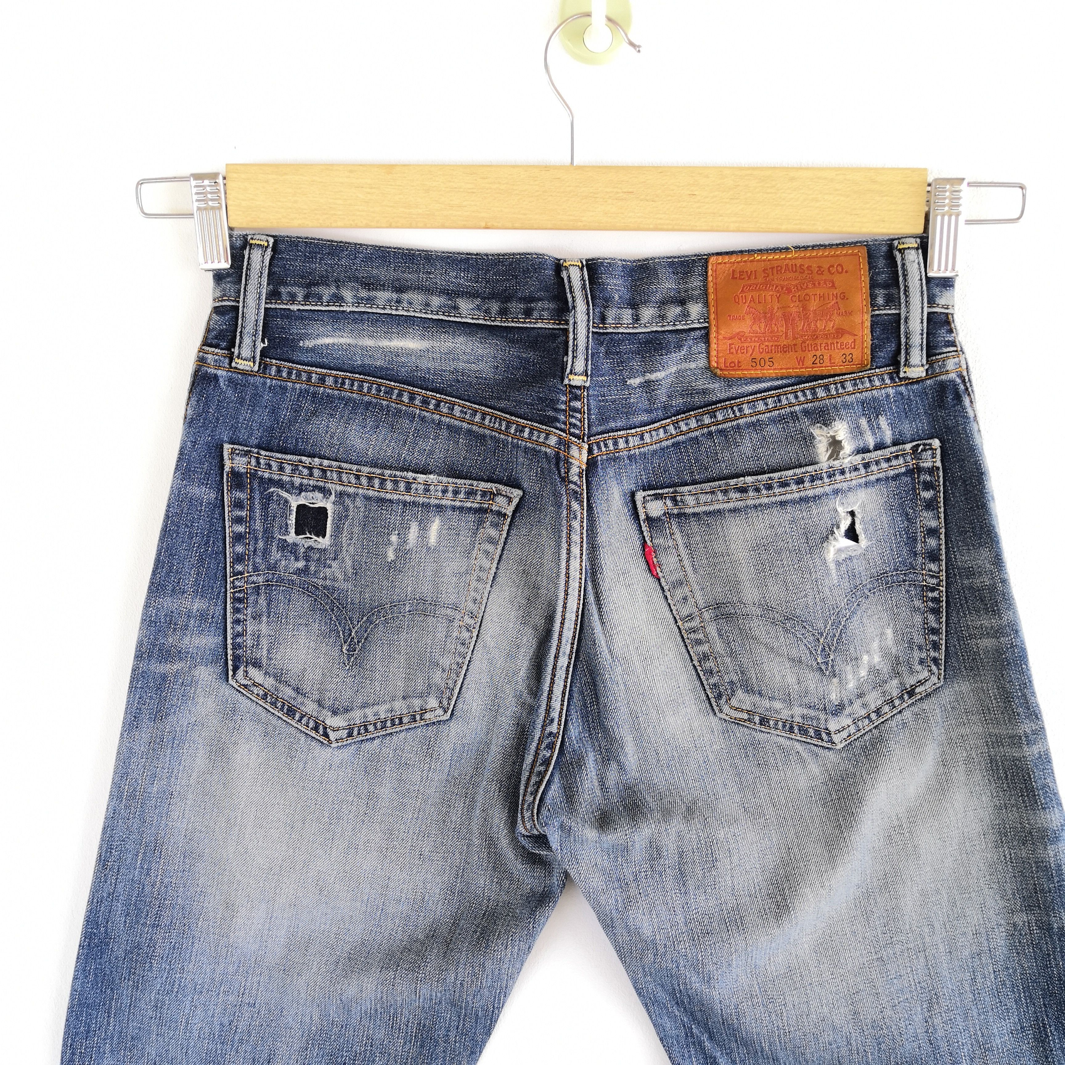 Levi's Vintage Levis Jeans Levi's 505 Distressed Denim Pants Size 28" / US 6 / IT 42 - 4 Thumbnail
