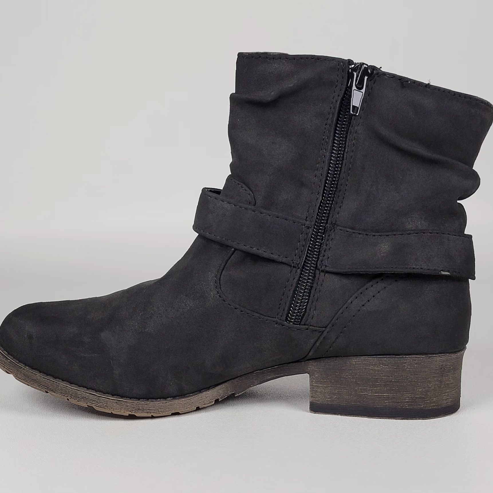 Vintage POP Boots Women’s Size 7.5 Ankle Strap Black Round Toe Zip Biker Style Shoes Size US 8 / IT 38 - 4 Thumbnail