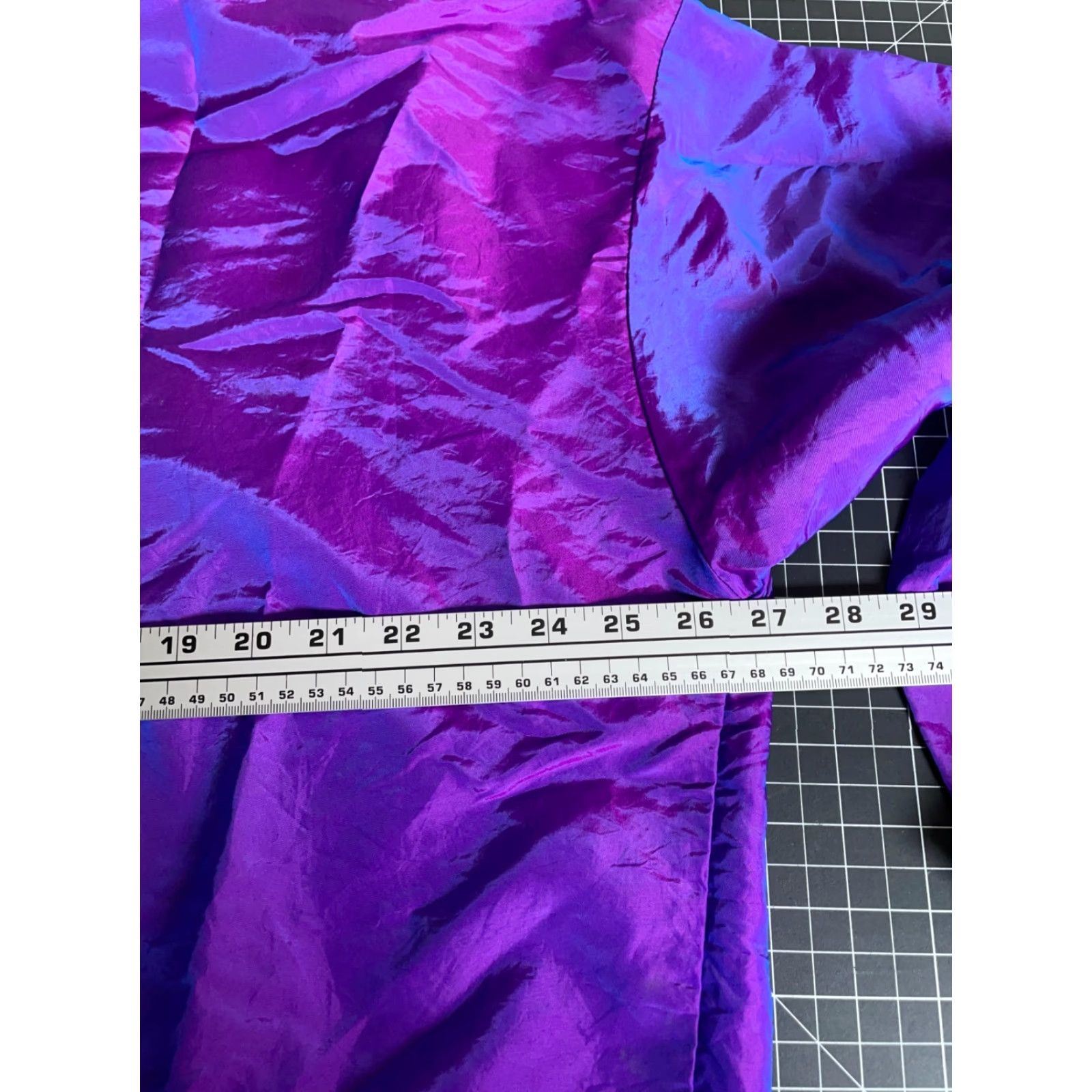 Vintage Vintage Yes Surf Style 90s Iridescent Purple 1/4 Zip Windbreaker Jacket Adult One Size 2XL Regular Men Size US M / EU 48-50 / 2 - 5 Thumbnail