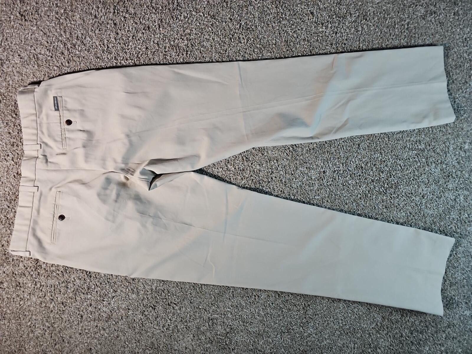 Eddie Bauer Eddie Bauer Wrinkle Free Relaxed Fit 34 Light Khakis Size US 34 / EU 50 - 9 Thumbnail