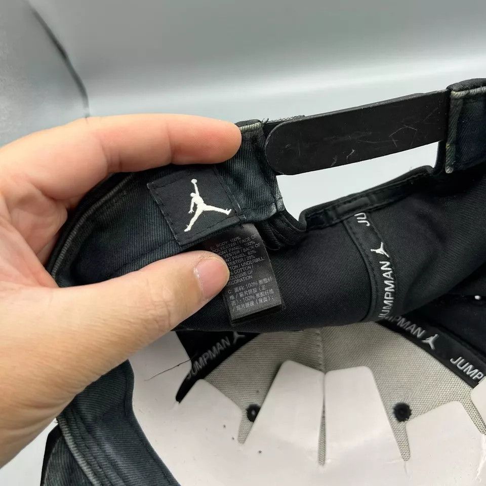 Jordan Brand Air Jordan Hat Men "Now Serving All J's" Snap Back Cap Size ONE SIZE - 4 Thumbnail