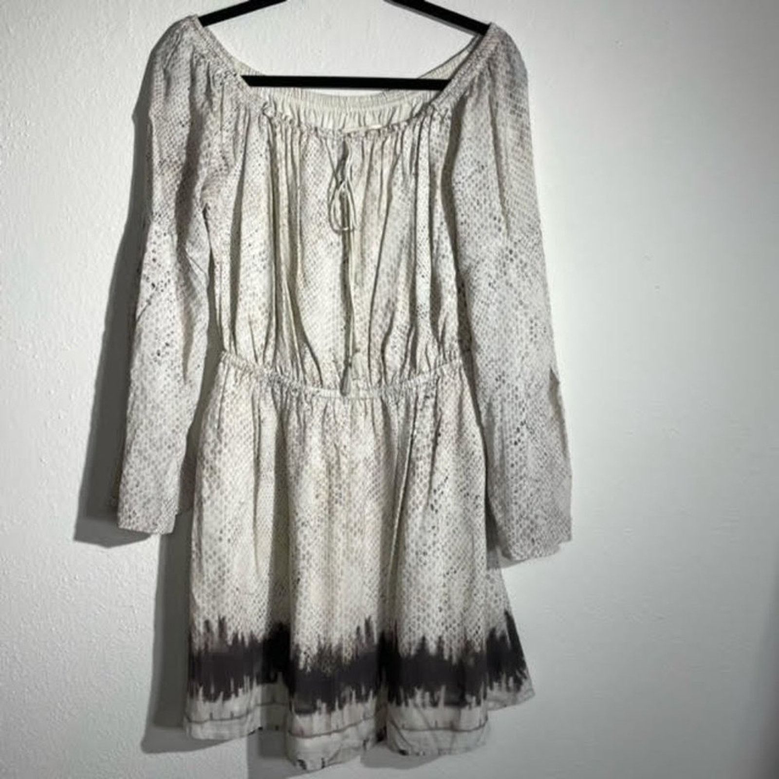 Other TJD Snakeskin Gray White Ombré Off Shoulder Peasant Dress Size M / US 6-8 / IT 42-44 - 2 Thumbnail
