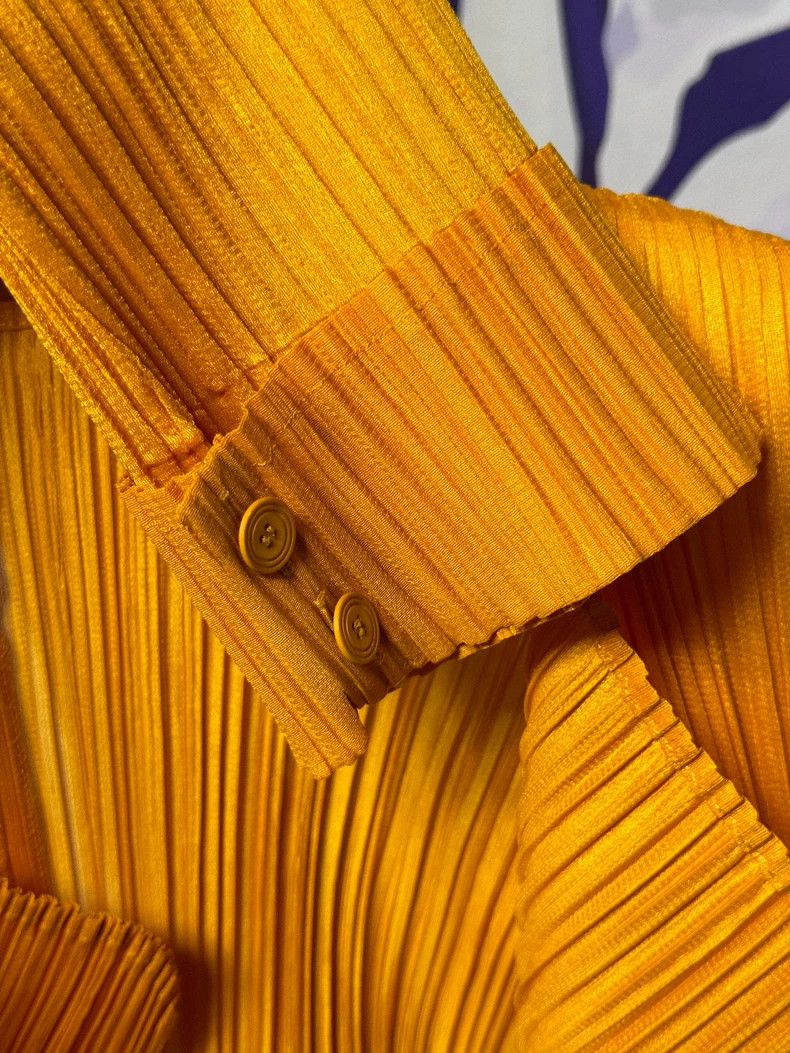 Issey Miyake Issey Miyake size:3 Pumpkin-colored pleated cardigan Size XS / US 0-2 / IT 36-38 - 3 Thumbnail