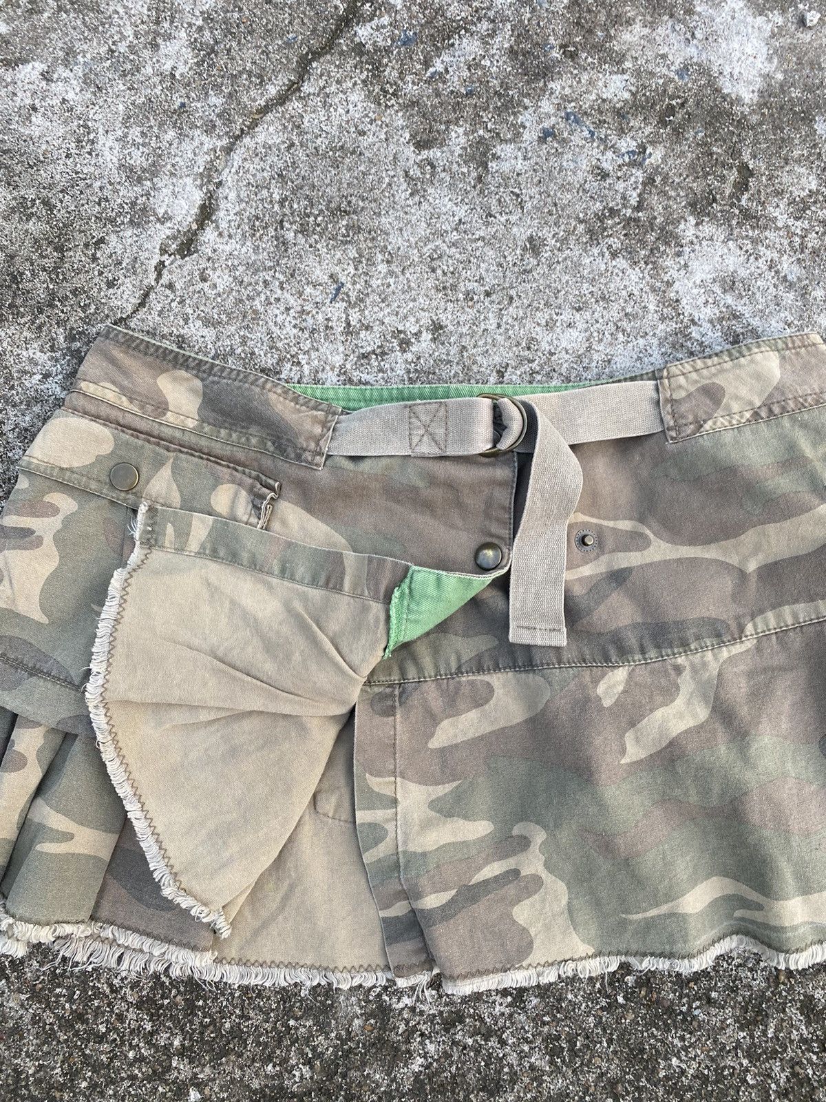 If Six Was Nine 🖤BLACFRIDAY🖤Japanese Goa Cargo Skirt Mini Styled archived Size 30" / US 8 / IT 44 - 3 Thumbnail