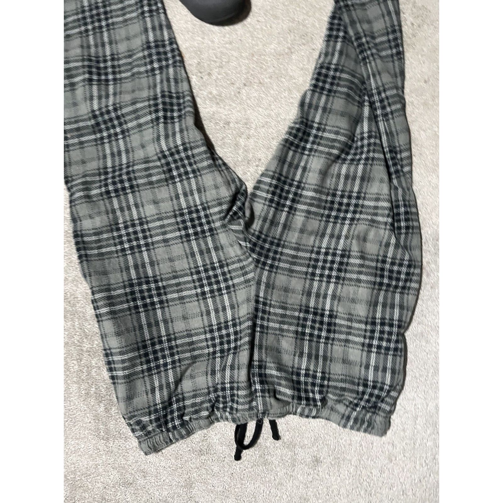 Beverly Hills Polo Club VINTAGE Beverly Hills Polo Club Pajama Pants Men XL Gray Plaid Fleece Knit Polyester Drawstring Size US XL / EU 56 / 4 - 4 Thumbnail