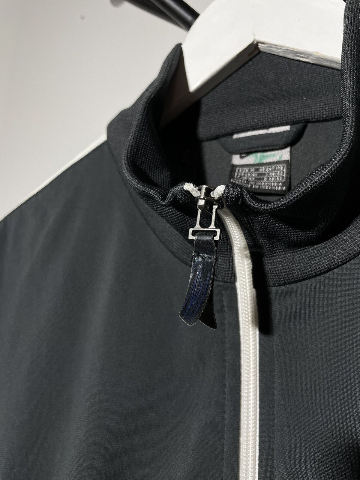 Nike × Vintage Vintage Nike Y2K Hype Streetwear Style Track Top Size US M / EU 48-50 / 2 - 5 Thumbnail