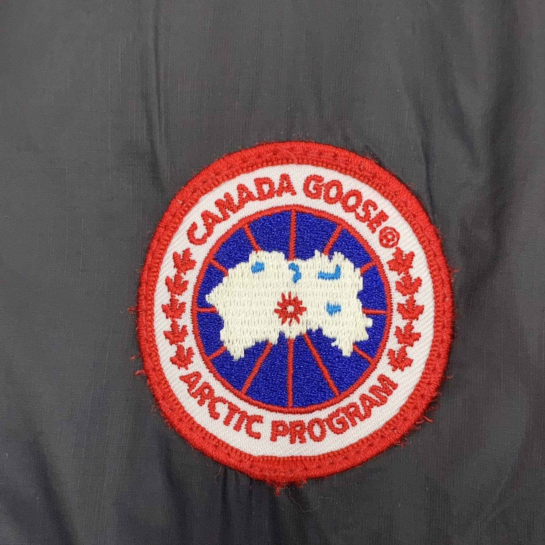 Canada Goose Canada Goose Camp Logo Down Jacket Black (XS) Size US XS / EU 42 / 0 - 8 Thumbnail