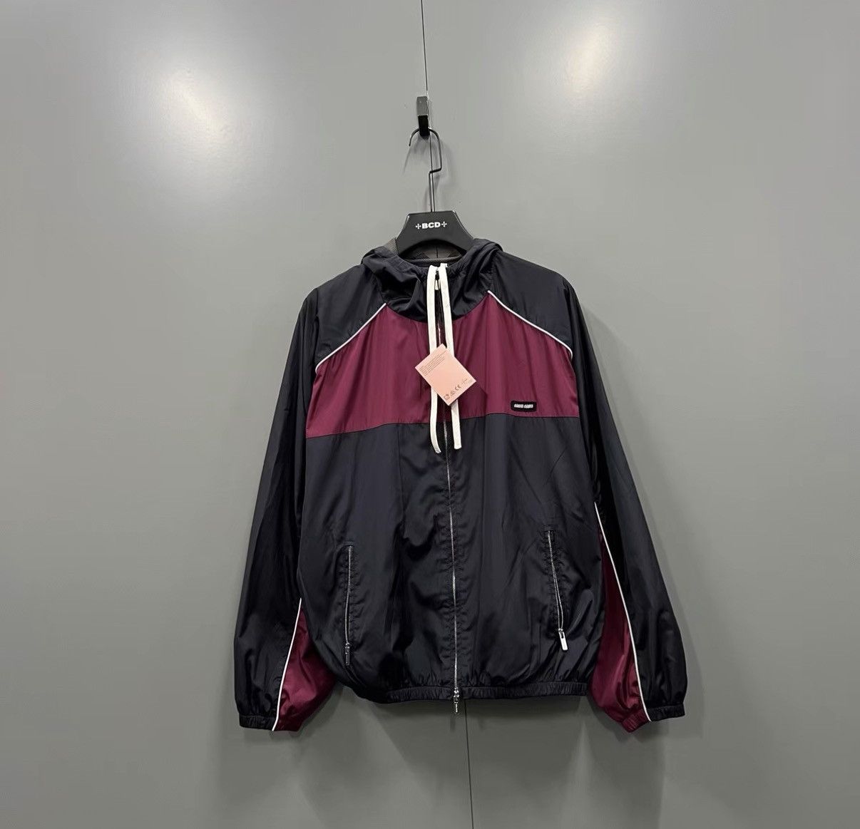 Miu Miu Miu Miu 2025 Spring & Summer Color-block Hooded Jacket J41 Size XS / US 0-2 / IT 36-38 - 1 Thumbnail
