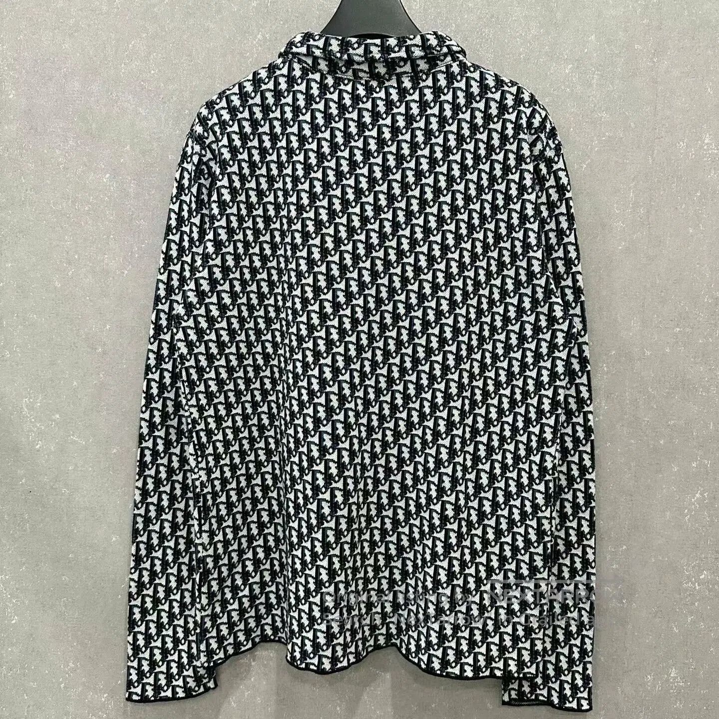 Dior Dior Logo Long Sleeve Shirt in XL. Size US XL / EU 56 / 4 - 3 Thumbnail