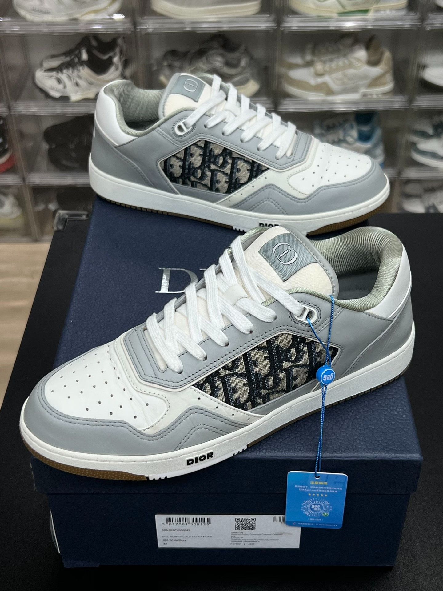 Dior Dior White Lowtop Sneakers 9 Men Size US 9 / EU 42 - 1 Thumbnail