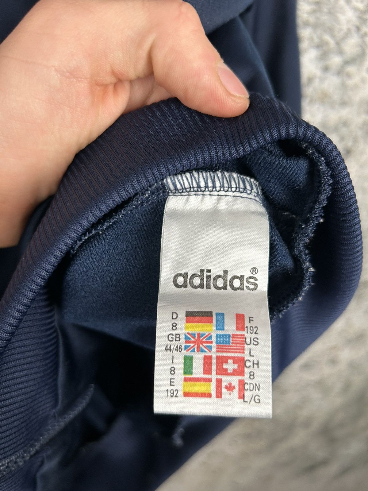 Adidas Vintage Adidas 90s Nylon Light Jacket Sportswear Size US L / EU 52-54 / 3 - 7 Thumbnail