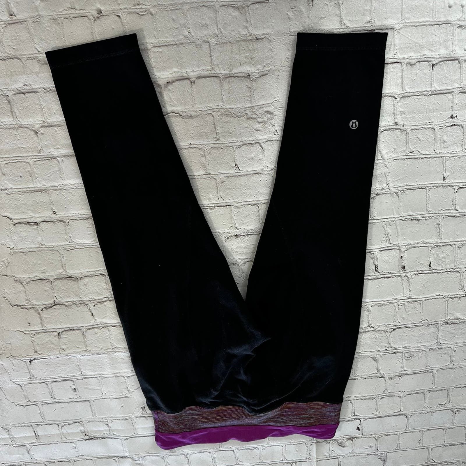 Lululemon Capri Lululemon leggings size 4 Size 27" / US 4 / IT 40 - 4 Thumbnail