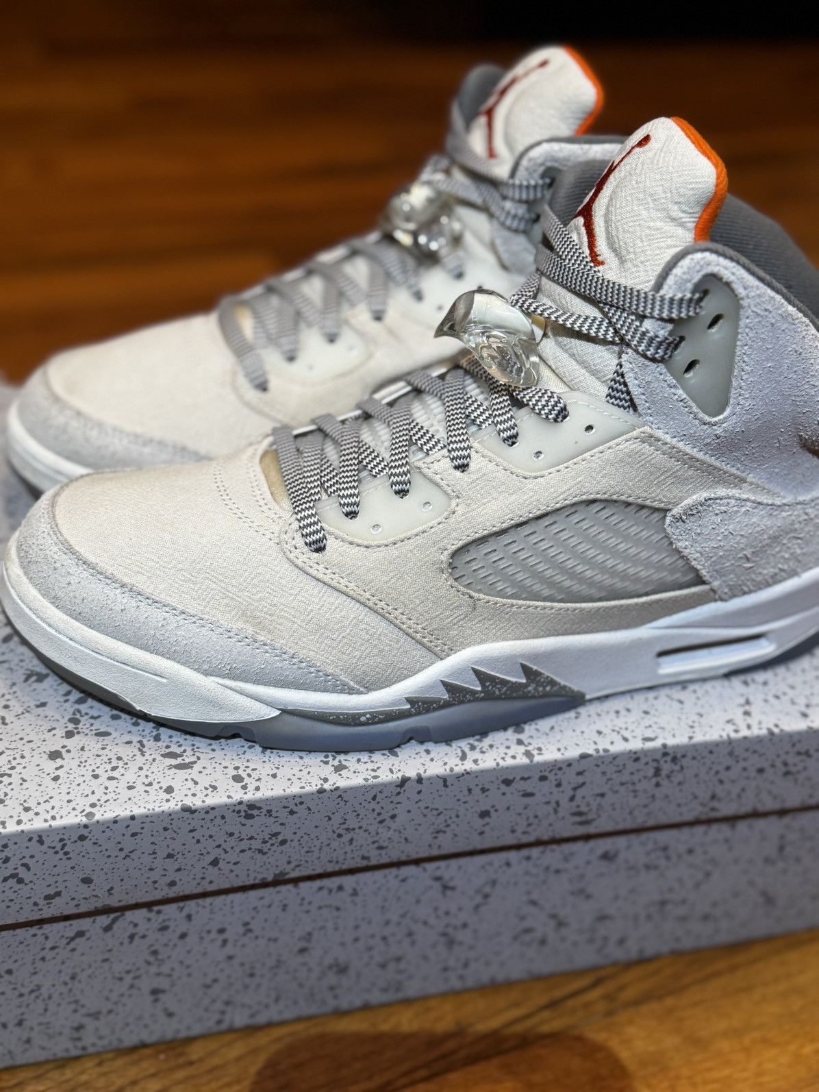 Air Jordan 5 Light Orewood Brown