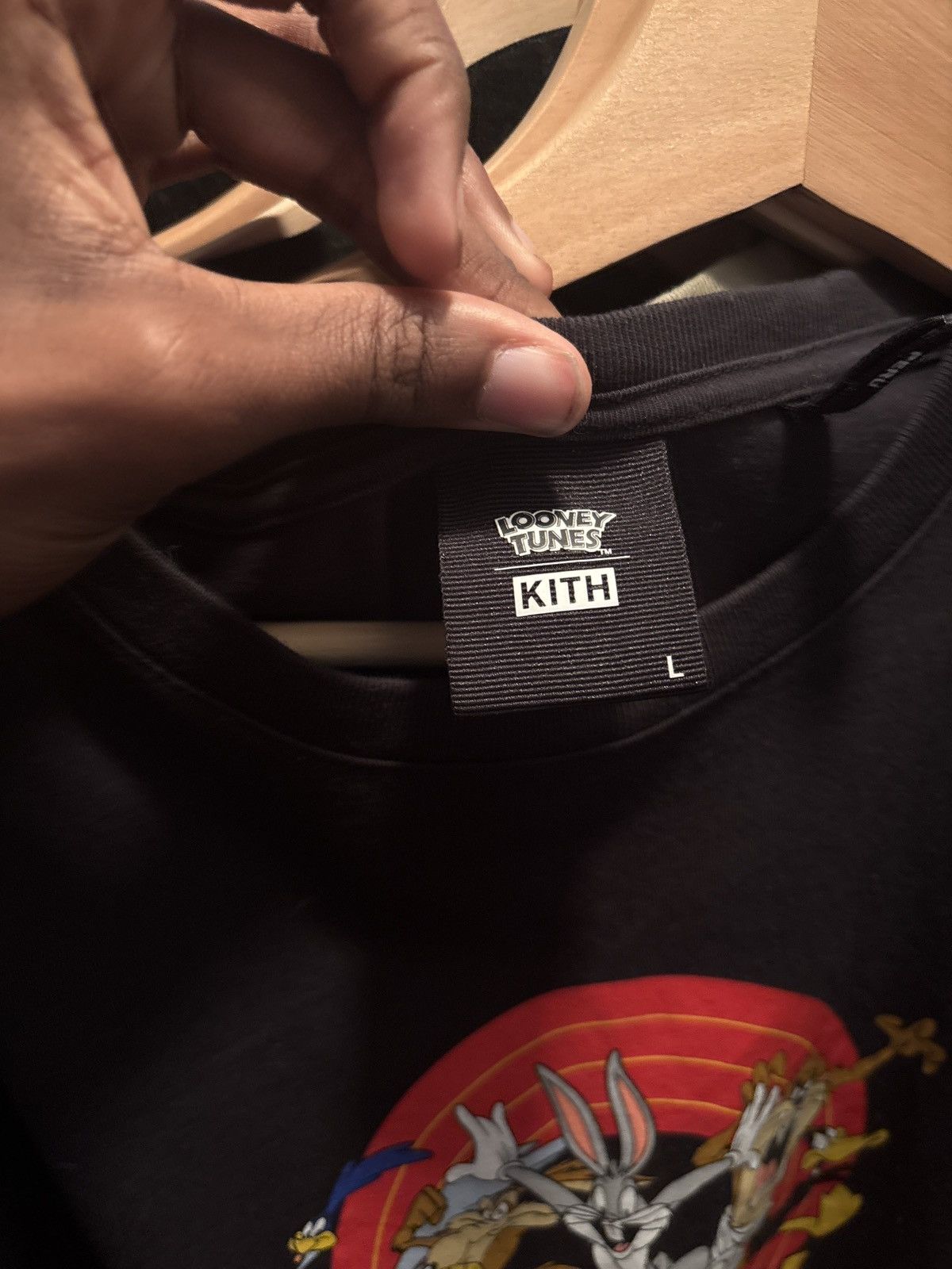 Kith Kith x looney tunes Size US L / EU 52-54 / 3 - 3 Thumbnail