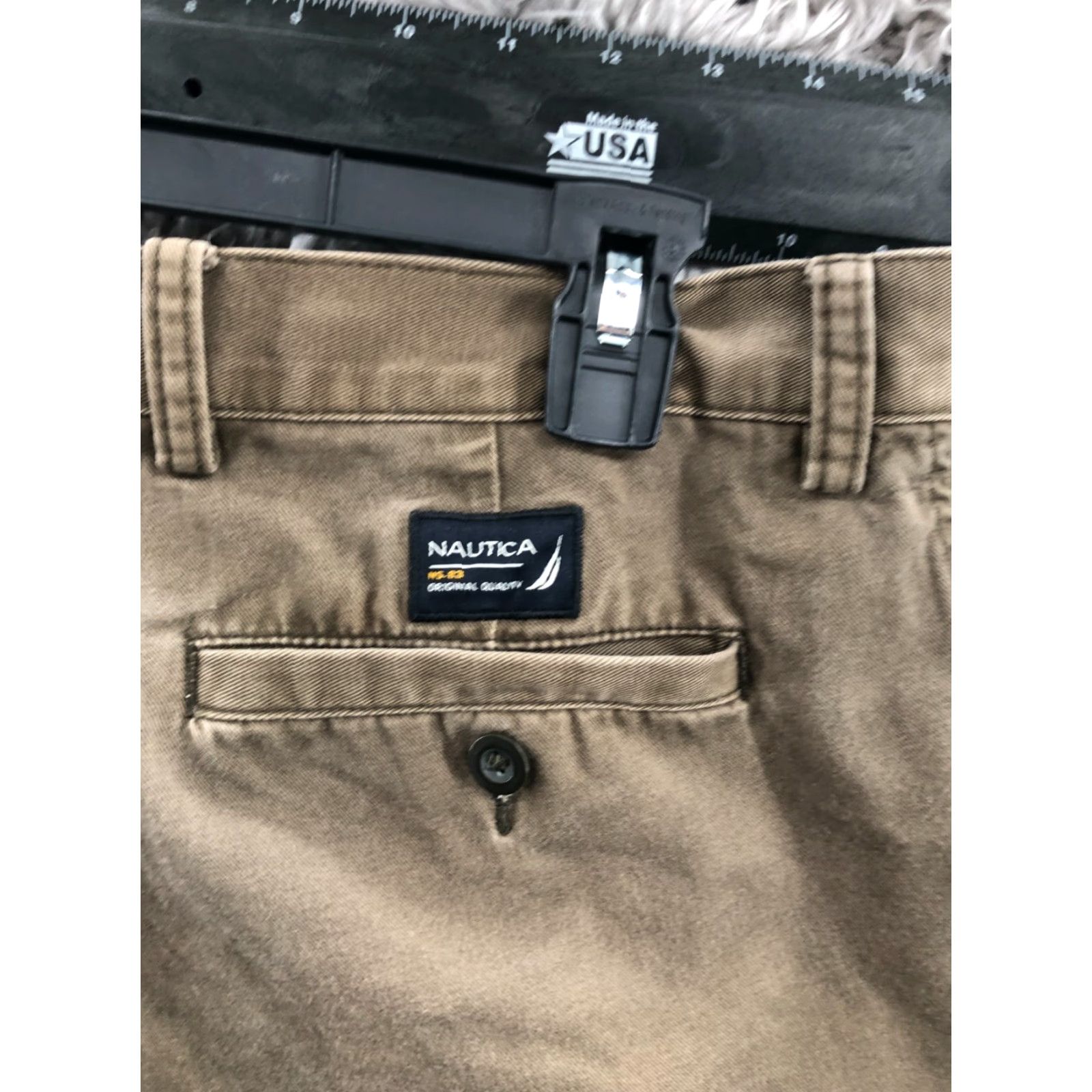 Nautica Nautica Cargo Shorts Mens Size 36W Mid Rise Brown Medium Wash 5-Pocket Regular Fit USA Vintage? No Size US 36 / EU 52 - 7 Thumbnail
