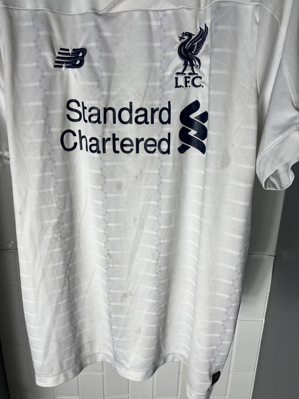 New Balance VINTAGE NEW BALANCE FC LIVERPOOL ENGLAND SOCCER JERSEY RETRO Size US XL / EU 56 / 4 - 4 Thumbnail