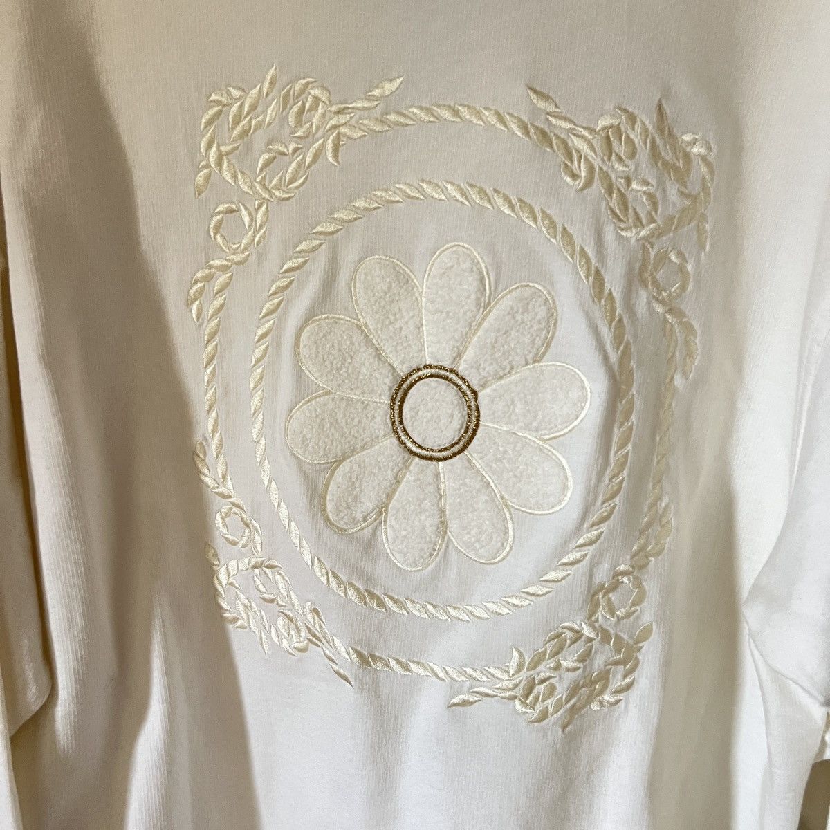 Escada Sport Vintage Escada Sport Lace-Up Hoodie White Gold Trim Size M / US 6-8 / IT 42-44 - 5 Thumbnail