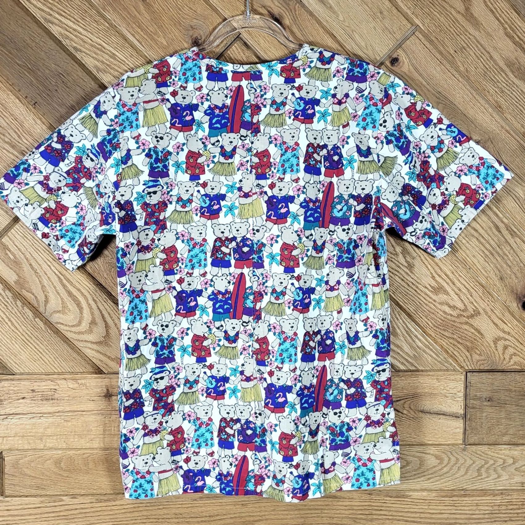 Vintage Barco Scrub Top Womens Size S Medical V-Neck Hawaiian Bear Print Pockets Size S / US 4 / IT 40 - 3 Thumbnail