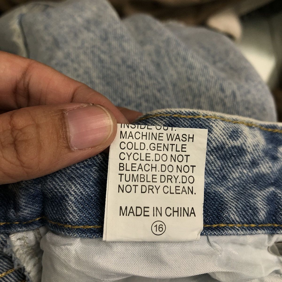 Japanese Brand 🔥VINTAGE CROPPED DENIM JEANS DISTRESSED JAPAN RICK OWENS Size US 26 / EU 42 - 14 Thumbnail